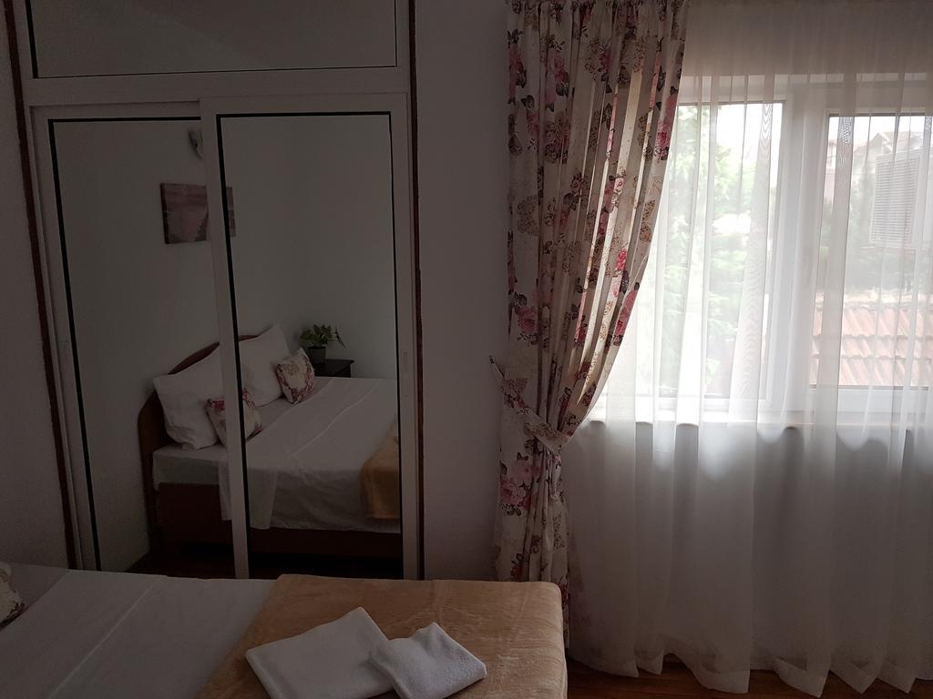 Pensiunea Casa Johnelly Costinesti Extérieur photo